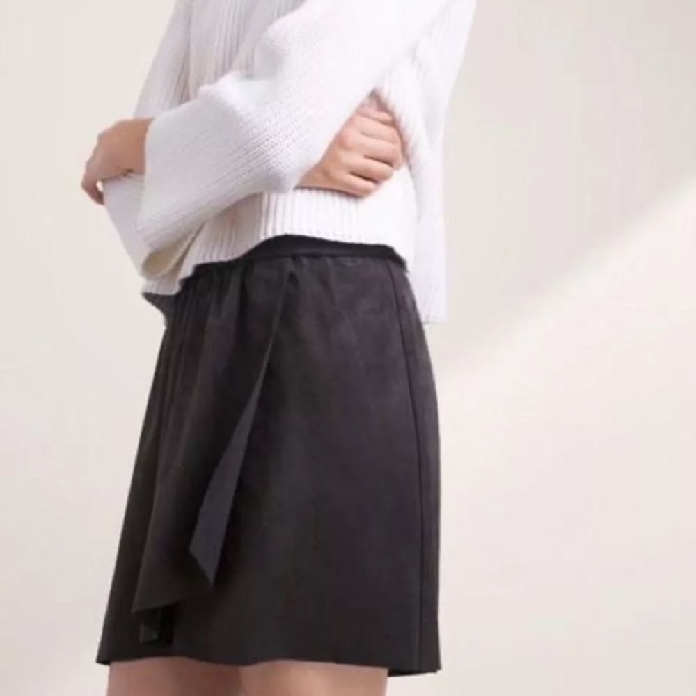 Aritzia Wilfred Nescher Faux Suede Black Wrap Mini Skirt Size Small Minimalist S